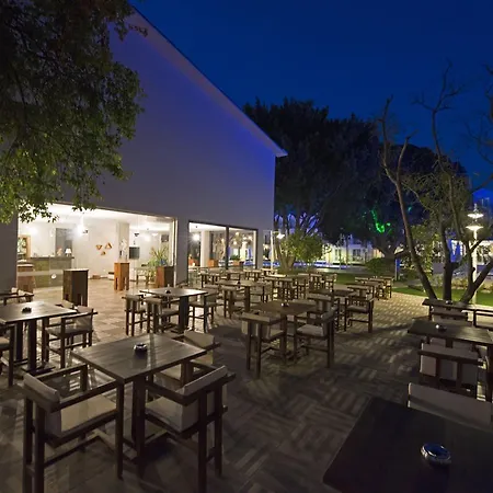 Grand Emir & Hotel 3*